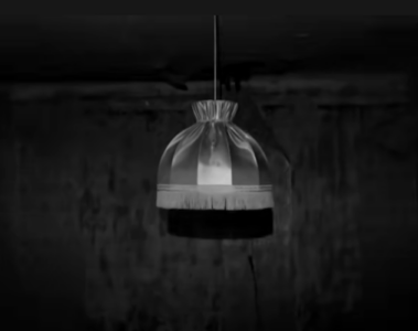 LES RUINES COULENT EN SILENCE ON TOURNE EN ROND