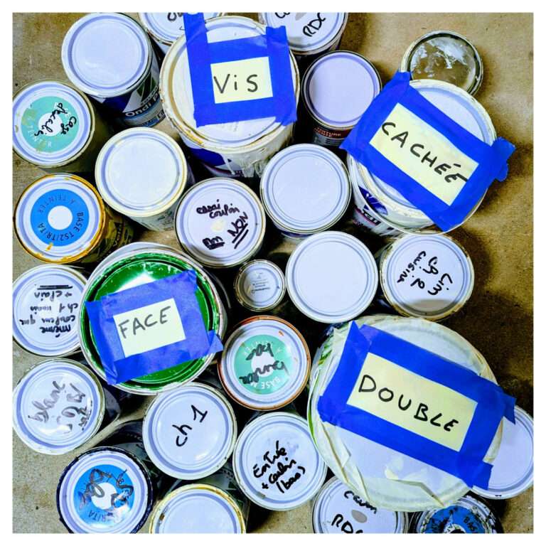 Vis Cachée Face Double